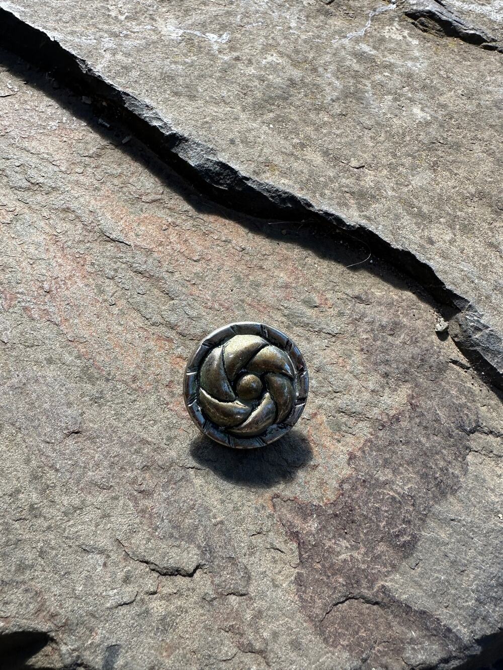 Vintage Brooch Silver Gold Tone Metal Abstract Swirl Modernist Statement Pin